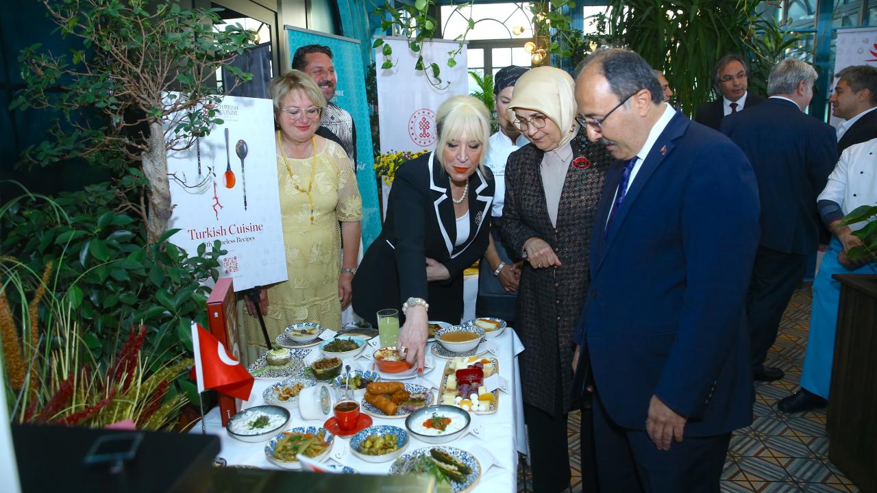 Türkiye’nin Bakü Büyükelçiliği’nde Türk