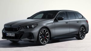 BMW i5 M60 Touring Türkiye’de Satışta: İşte Şaşırtan Fiyatı ve Mükemmel Performansı!