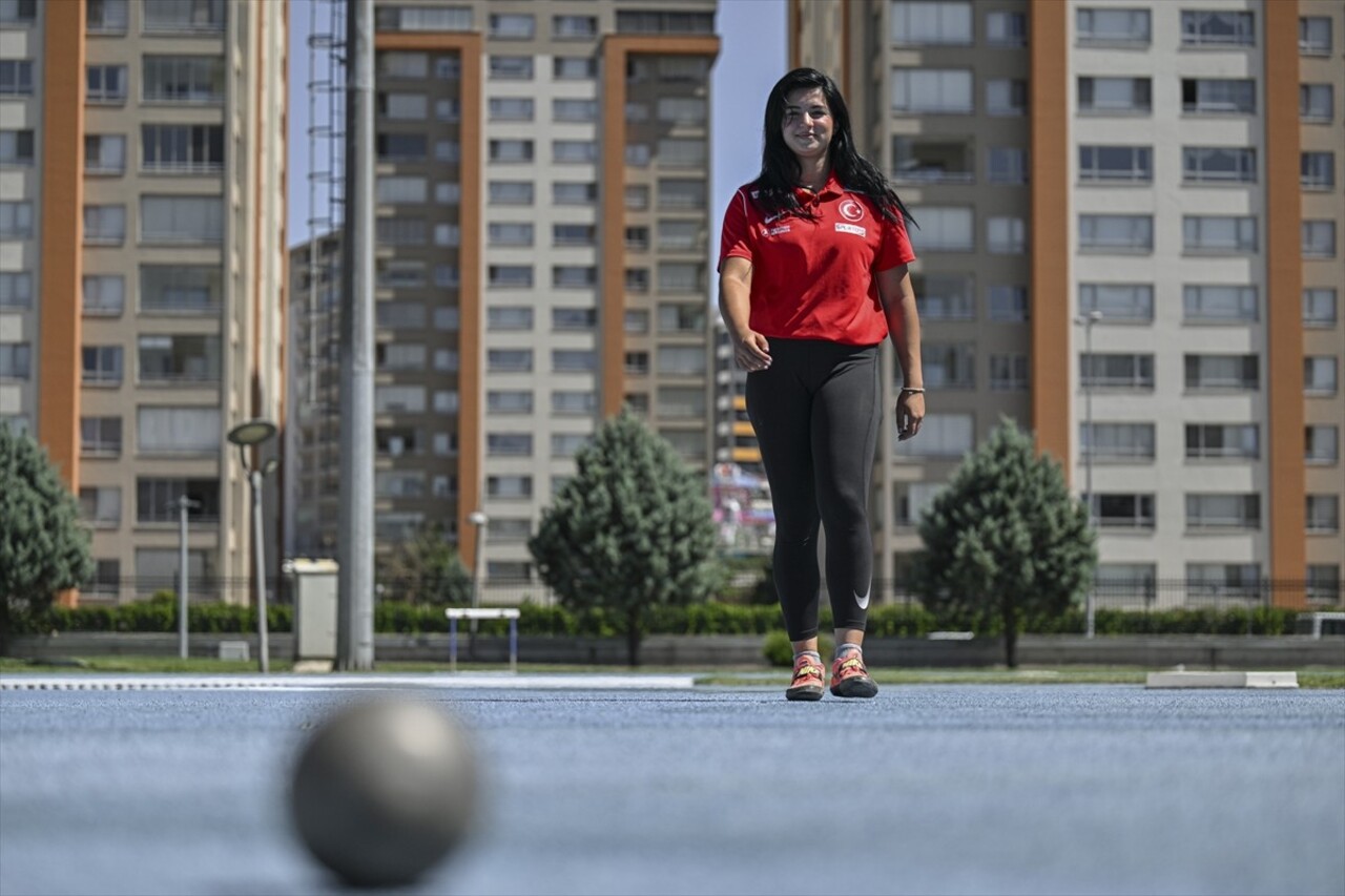 Paralimpik Oyunlar için kota alan özel sporcular, Paris 2024 hazırlıklarını madalya hedefiyle...