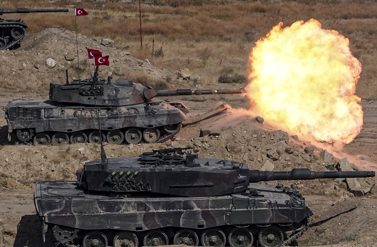 Kara Kuvvetleri Komutanlığı bünyesinde hizmet veren "Tank Okul Komutanlığı" tarafından, TSK'nın...