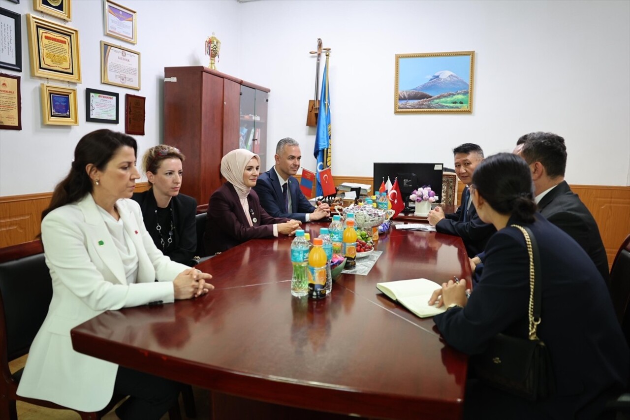 Aile ve Sosyal Hizmetler Bakanı Mahinur Özdemir Göktaş, Moğolistan'ın başkenti Ulanbator'daki...