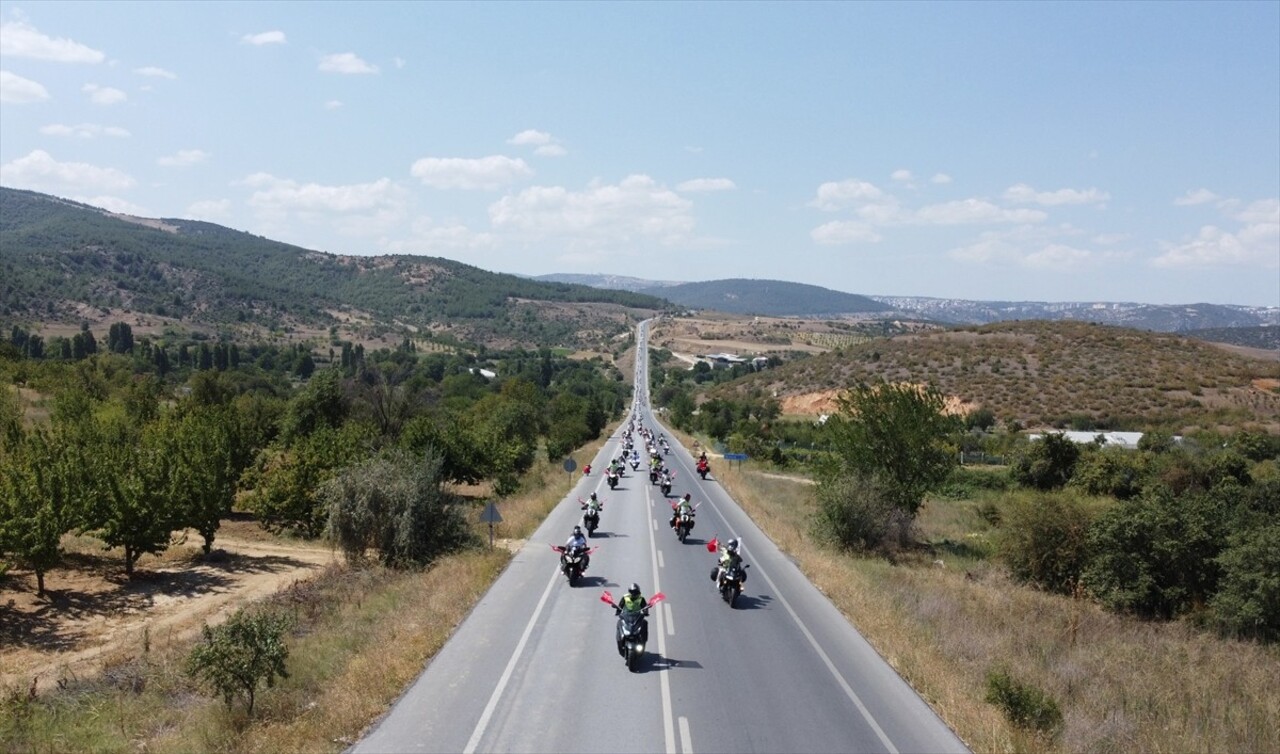 Bilecik'te Valilik öncülüğünde, Bilecik Motosiklet Derneğince Söğüt Ertuğrul Gazi'yi Anma ve Yörük...