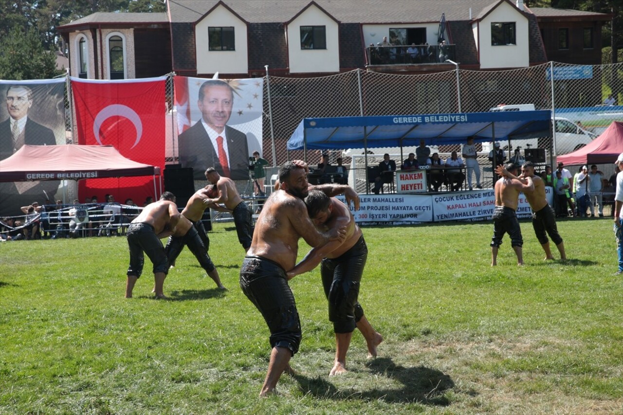 Milli Eğitim Bakanı Yusuf Tekin, Gerede Esentepe Güreş Sahası'nda düzenlenen 4. Ramazan Dede Anma...