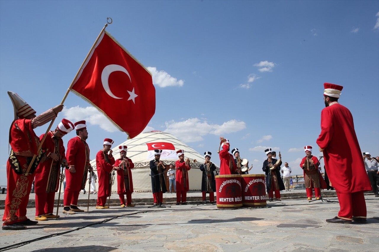 Muş'un Malazgirt ilçesinde, Malazgirt Zaferi'nin 953. yıl dönümü kutlamaları, "Sultan Alparslan...