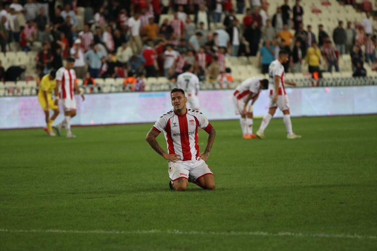 Trendyol Süper Ligin 3. haftasında Net Global Sivasspor, ikas Eyüpspor ile karşılaştı. Bir...