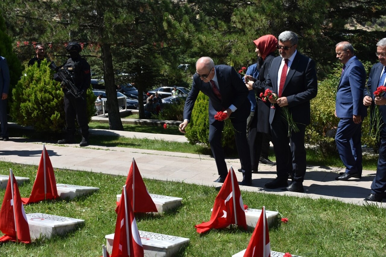 TBMM Başkanı Numan Kurtulmuş, Zafer Haftası kutlamaları dolayısıyla bulunduğu Afyonkarahisar'da...