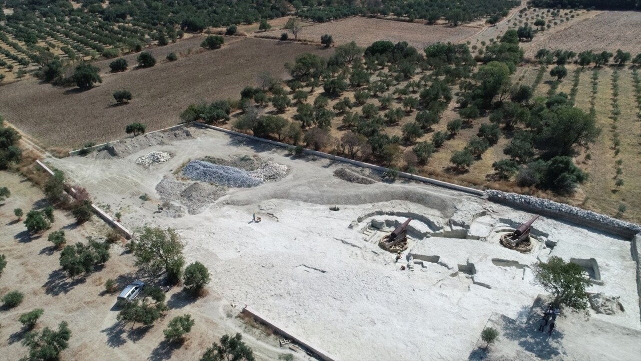 Kültür ve Turizm Bakanlığı Çanakkale Savaşları ve Gelibolu Tarihi Alan Başkanlığınca başlatılan...