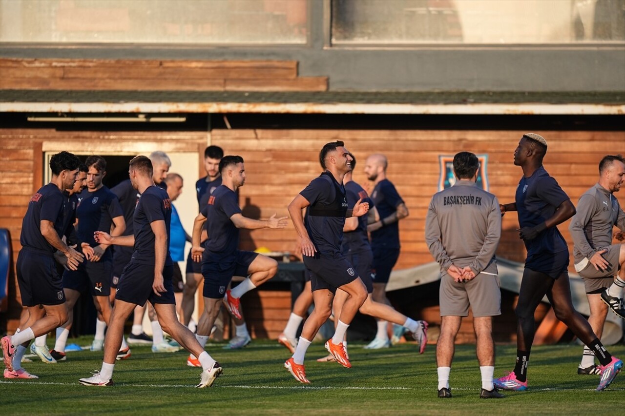 UEFA Konferans Ligi'nin play-off rövanş maçında yarın İrlanda'nın St. Patrick's Athletic takımını...