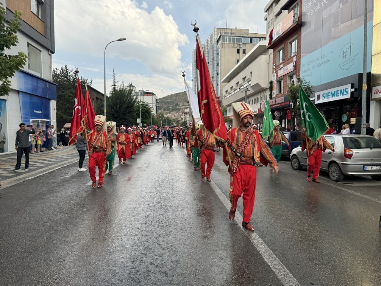 Afyonkarahisar'ın düşman işgalinden kurtuluşunun 102. yıl dönümü törenle kutlandı.
Program...