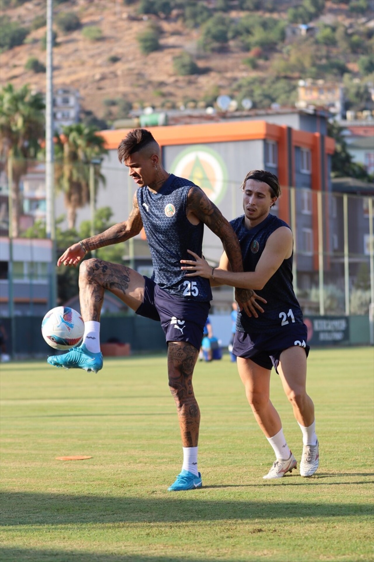 Corendon Alanyaspor, Trendyol Süper Lig'in 4. haftasında yarın deplasmanda Fenerbahçe ile yapacağı...