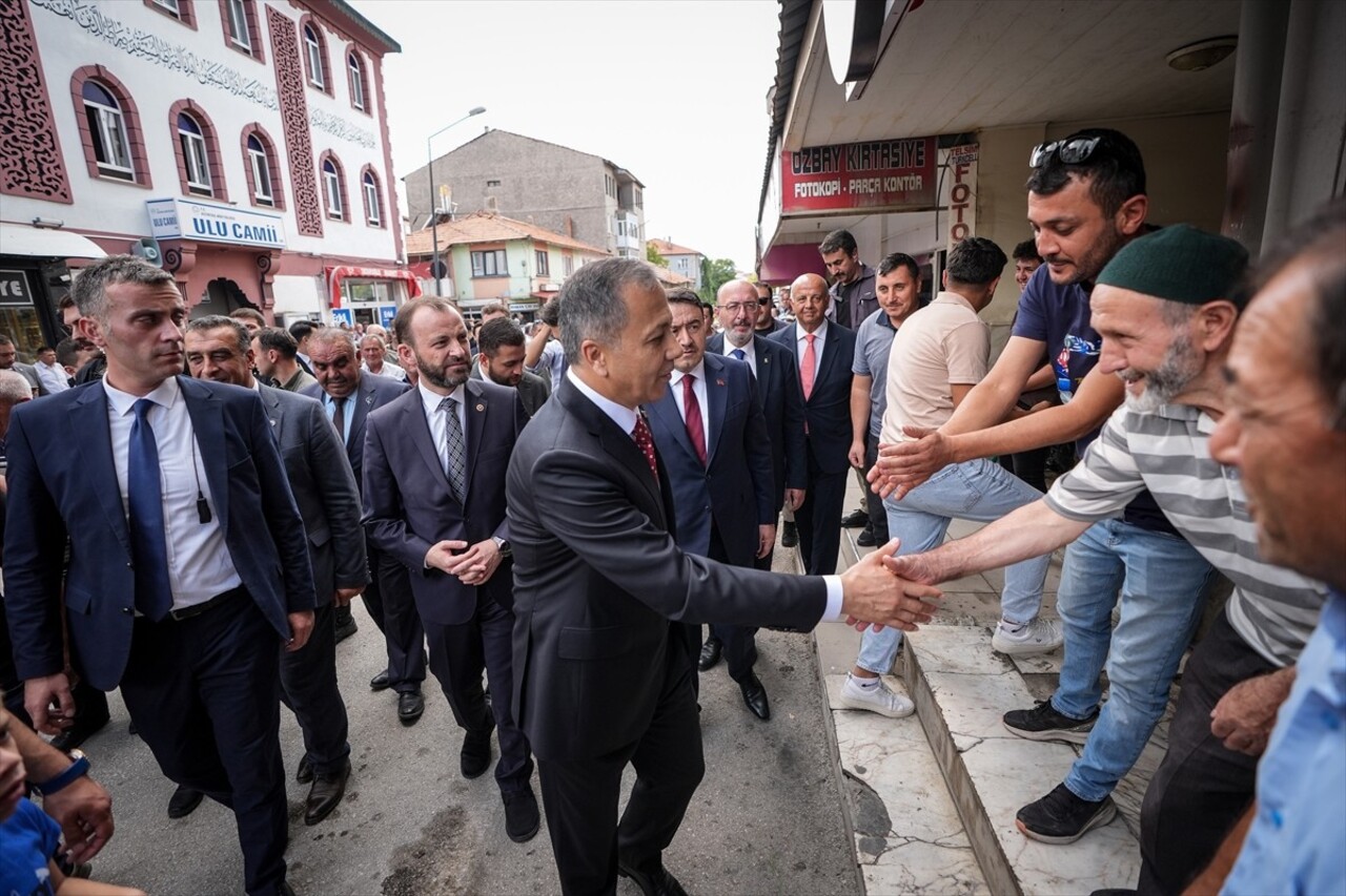 İçişleri Bakanı Ali Yerlikaya, 30 Ağustos Zaferi'nin 102'nci yılı törenlerine katılmak üzere...