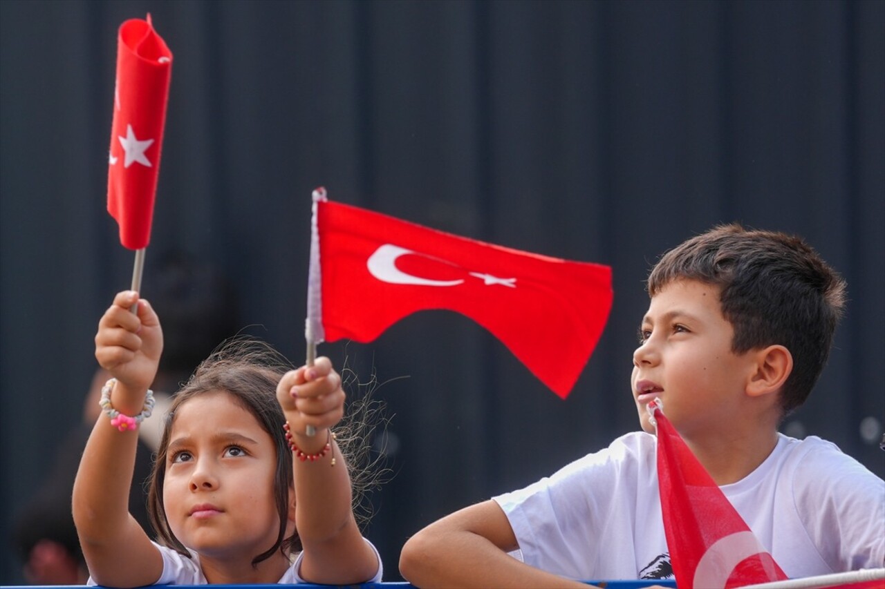 Başkentte, 30 Ağustos Zafer Bayramı kutlama programları kapsamında Türkiye Büyük Millet Meclisi...