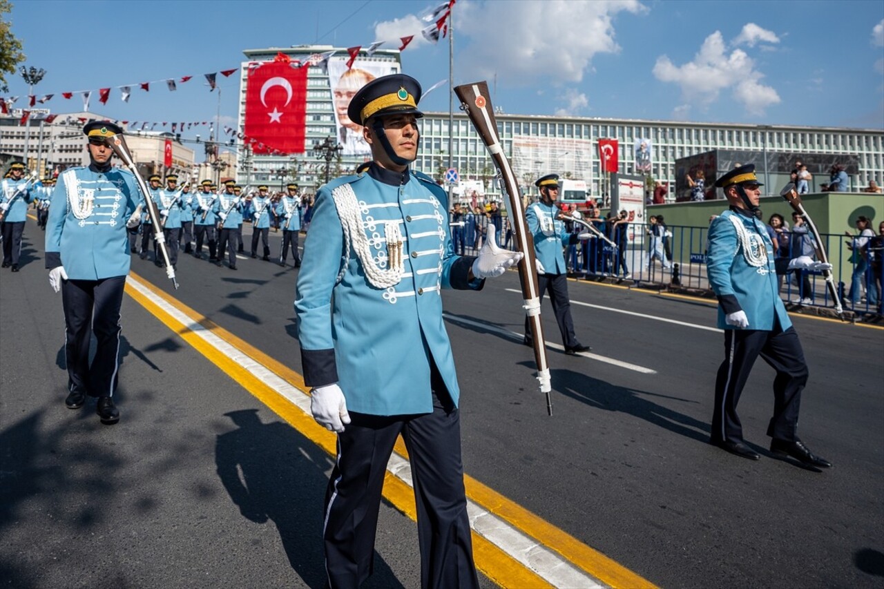 Başkentte, 30 Ağustos Zafer Bayramı kutlama programları kapsamında Türkiye Büyük Millet Meclisi...