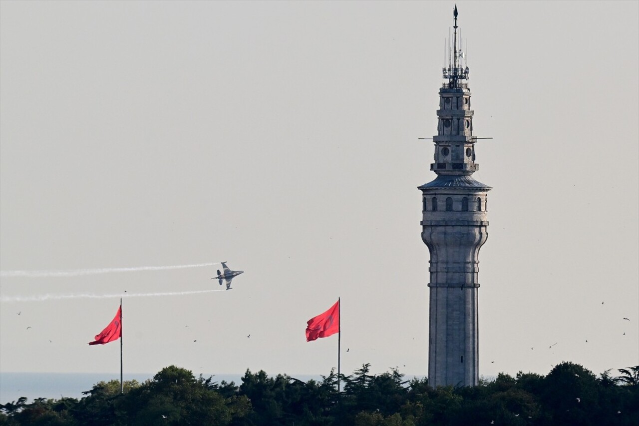 Türk Hava Kuvvetlerinin akrobasi timi SOLOTÜRK, 30 Ağustos Zafer Bayramı kutlamaları kapsamında...