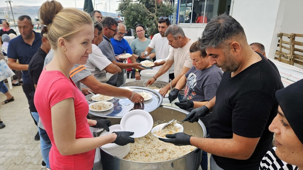 Çanakkale'nin Eceabat ilçesinde, denizlerde av sezonunun 1 Eylül itibarıyla başlayacak olması...