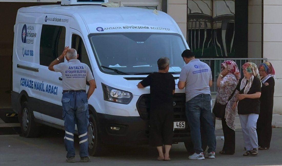 Antalya'da bir huzurevinde çıkan