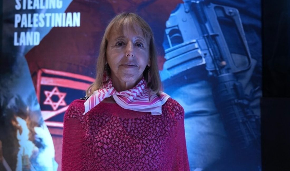 Medea Benjamin, ABD hükümetini