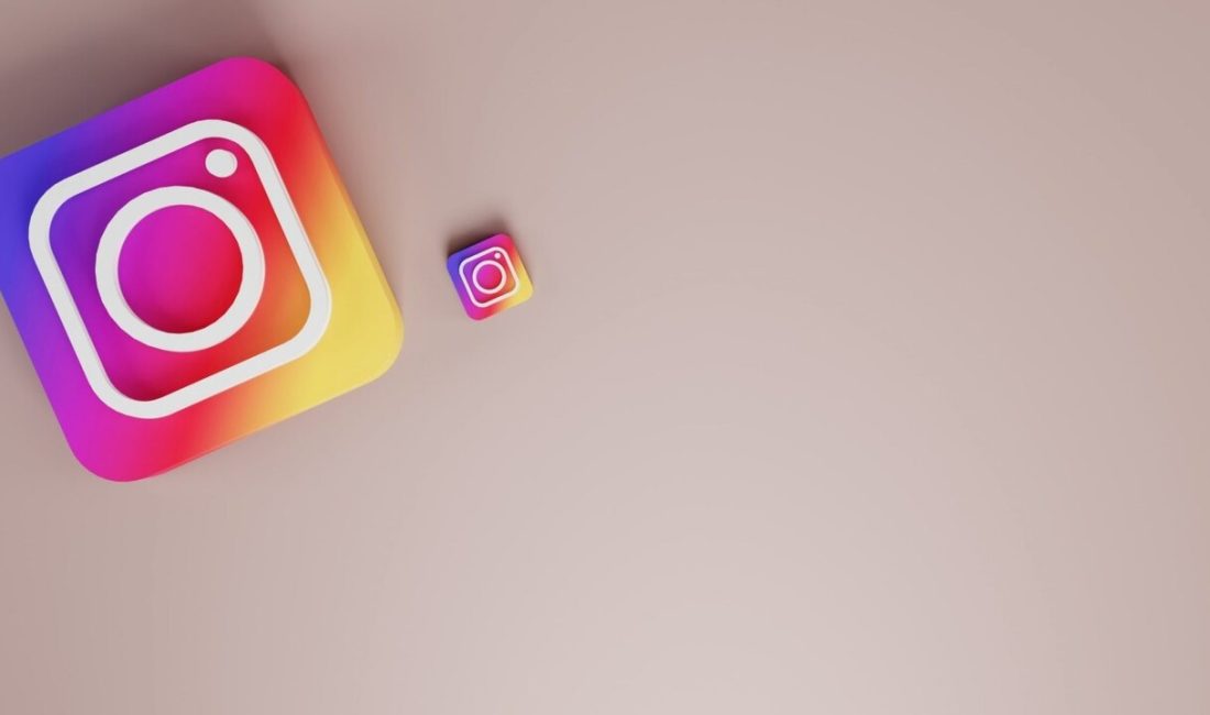 Ünlüler Instagram yasağına tepki gösterdi!