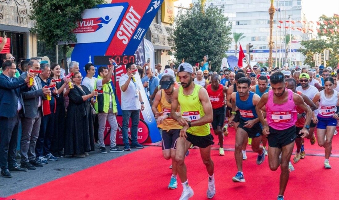 İzmir'de düzenlenen 12. Yarı