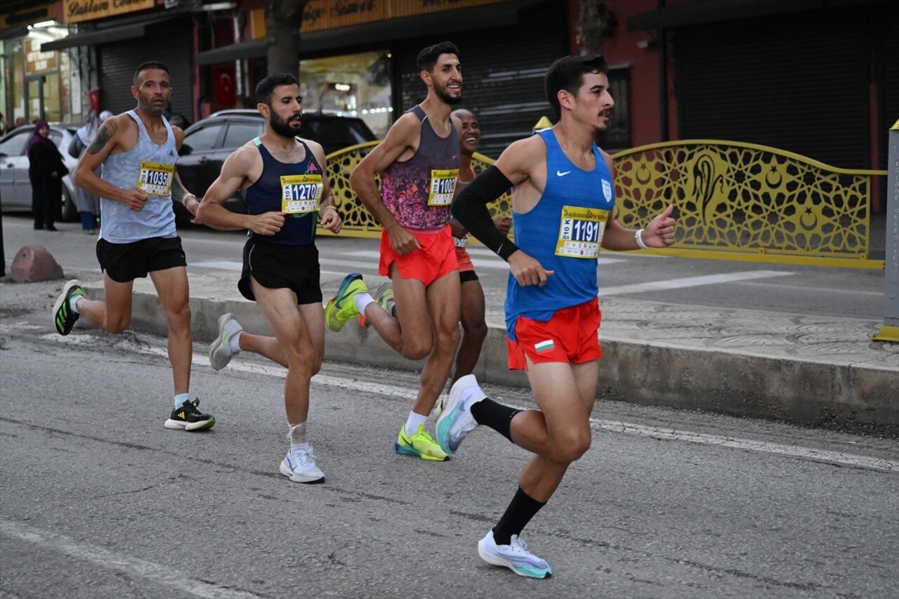 9. Uluslararası Edirne Maratonu koşuldu. Balkan Ülkeleri Dostluk Grubu Gençlik ve Spor Kulübü...