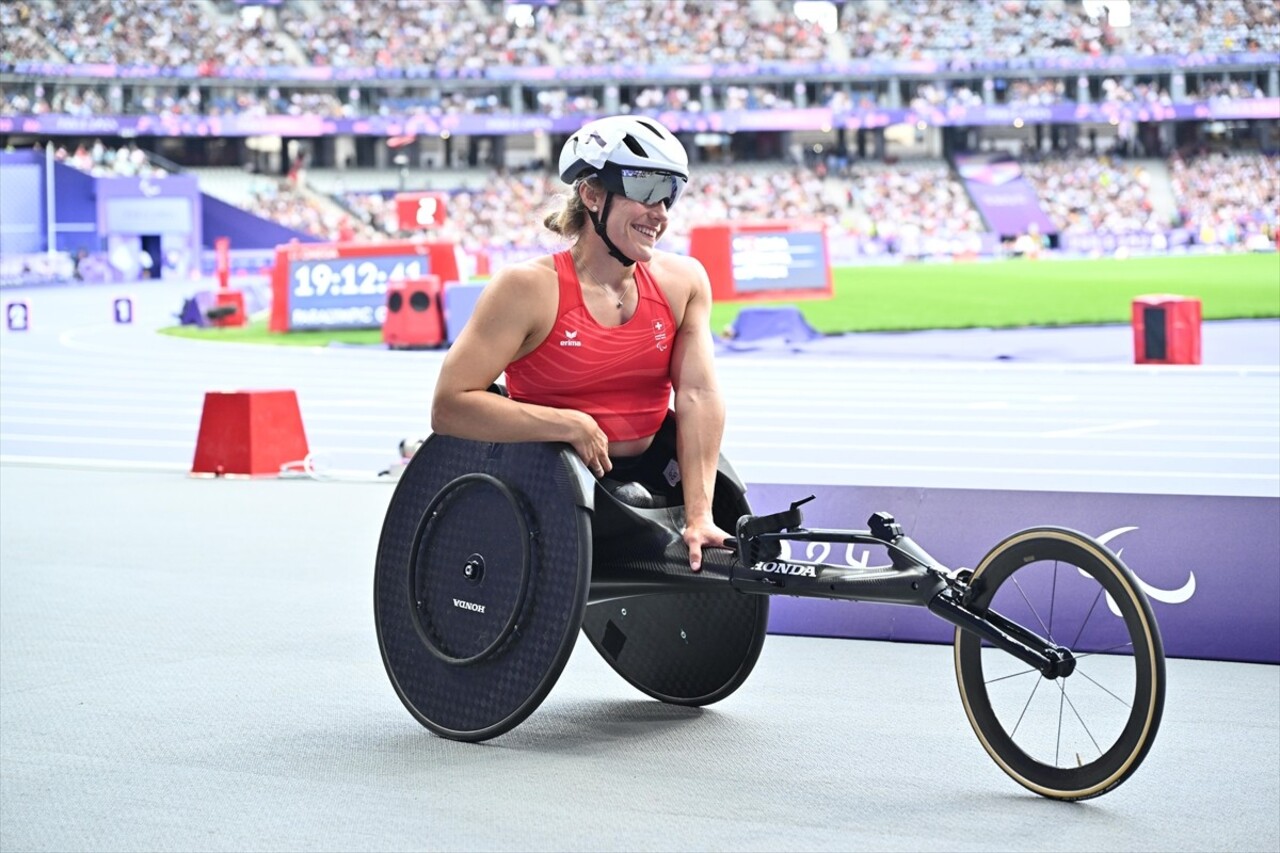 Paris 2024 Paralimpik Oyunları'nda atletizm branşında kadınlar 800 metre T53 sınıfında final...