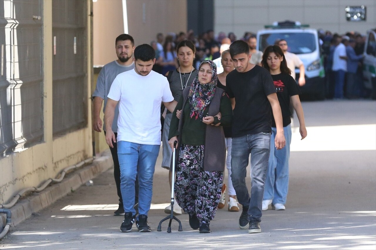 Eskişehir'de, hemşire Tuğba Koç'un evlilik yıl dönümünde ölümüne ilişkin gözaltına alınan eşi...