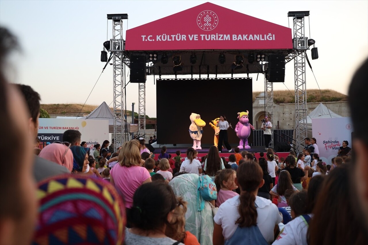 Kültür ve Turizm Bakanlığınca düzenlenen Çanakkale Kültür Yolu Festivali'nde 5'inci gün...