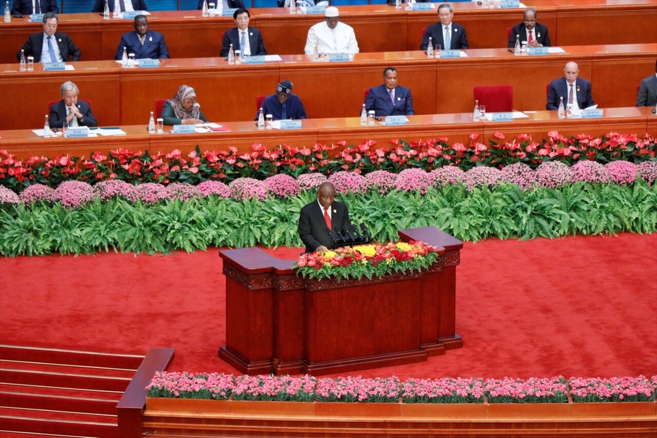 Çin-Afrika İşbirliği Forumu'nun (FOCAC) 9'uncu zirvesi, Çin'in başkenti Pekin'de düzenlenen açılış...