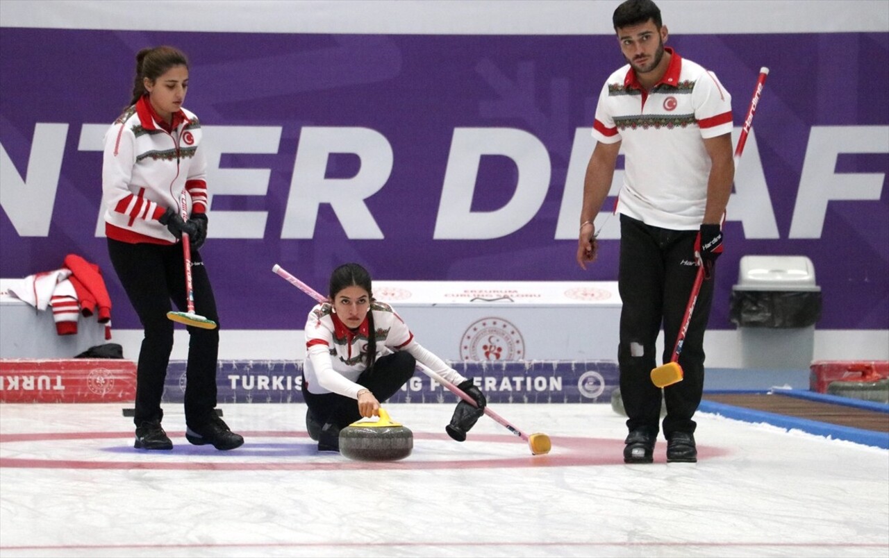 Türkiye Karışık Curling Milli Takımı, iki yıl aradan sonra katılacakları Dünya Karışıklar Curling...