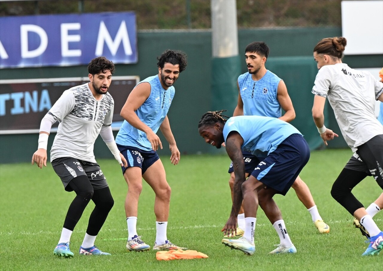 Trabzonspor, Trendyol Süper Lig'in 5. haftasında Beşiktaş ile yapacağı maçın hazırlıklarını...