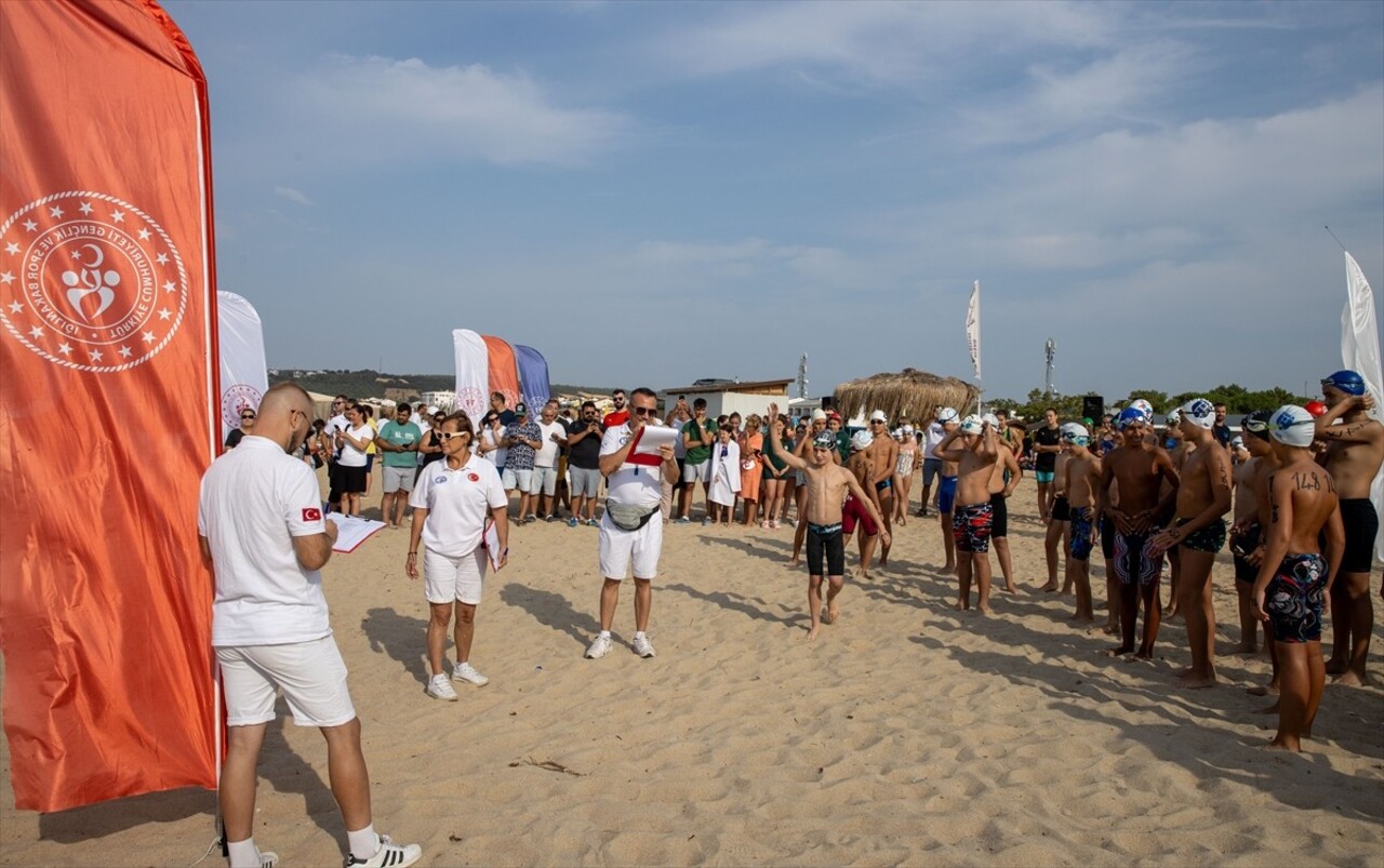 Edirne'nin Keşan ilçesinde 3. Türkiye Açık Su Yüzme Şampiyonası başladı. Gençlik ve Spor...