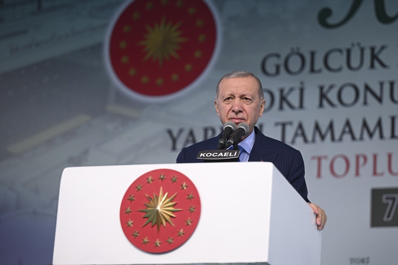 Cumhurbaşkanı Recep Tayyip Erdoğan, “Gölcük Devlet Hastanesi, Teleferik ve TOKİ Konutları ile...