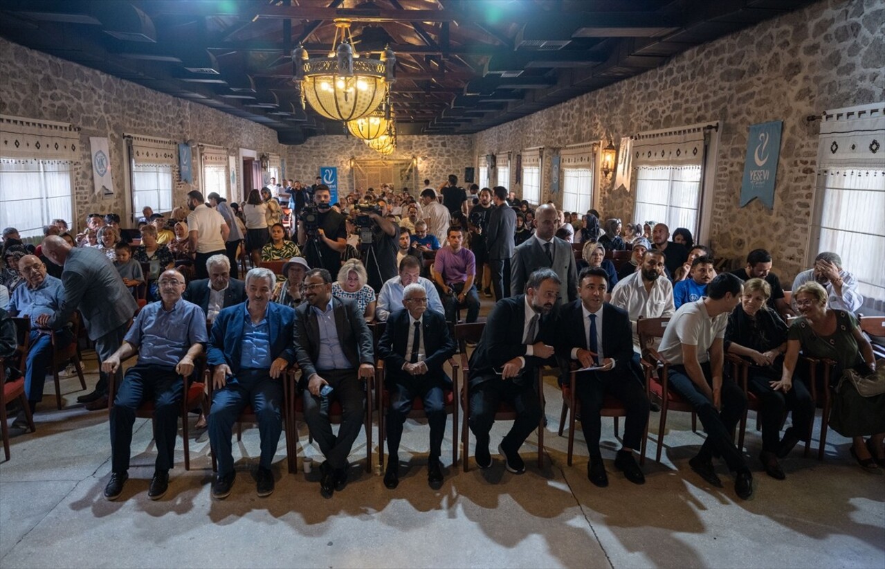 Başkentte, 12 Eylül 1980 darbesinin tanıkları, Ulucanlar Cezaevi Müzesi'ne ziyarette bulundu....