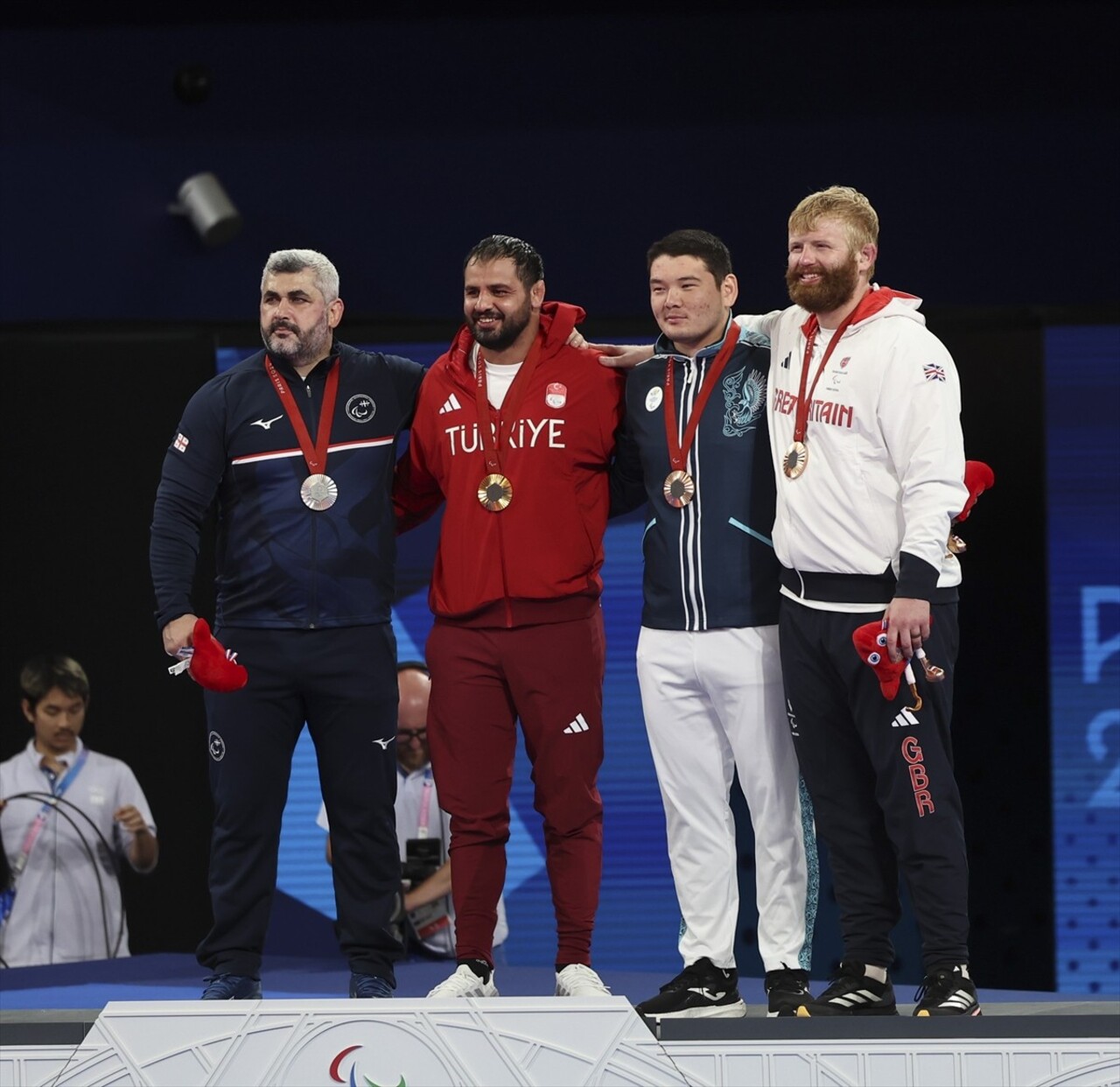 Paris 2024 Paralimpik Oyunları'nda judoda erkekler +90 kilo J2 kategorisinde İbrahim Bölükbaşı...