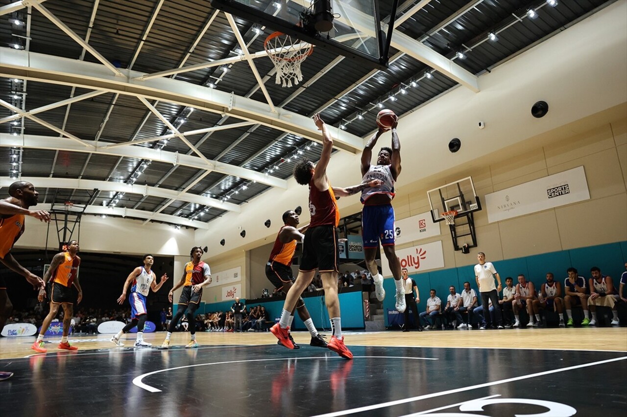 Türkiye Basketbol Antrenörleri Derneği (TÜBAD) ve Türkiye Basketbol Federasyonu'nun (TBF)...