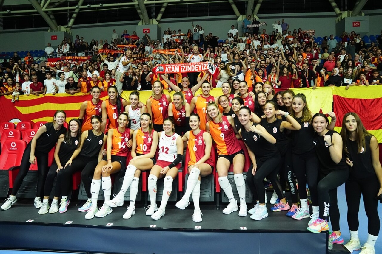 Galatasaray Daikin Kadın Voleybol Takımı, 2024 Balkan Kupası'ndaki üçüncü maçında Yunanistan ekibi...