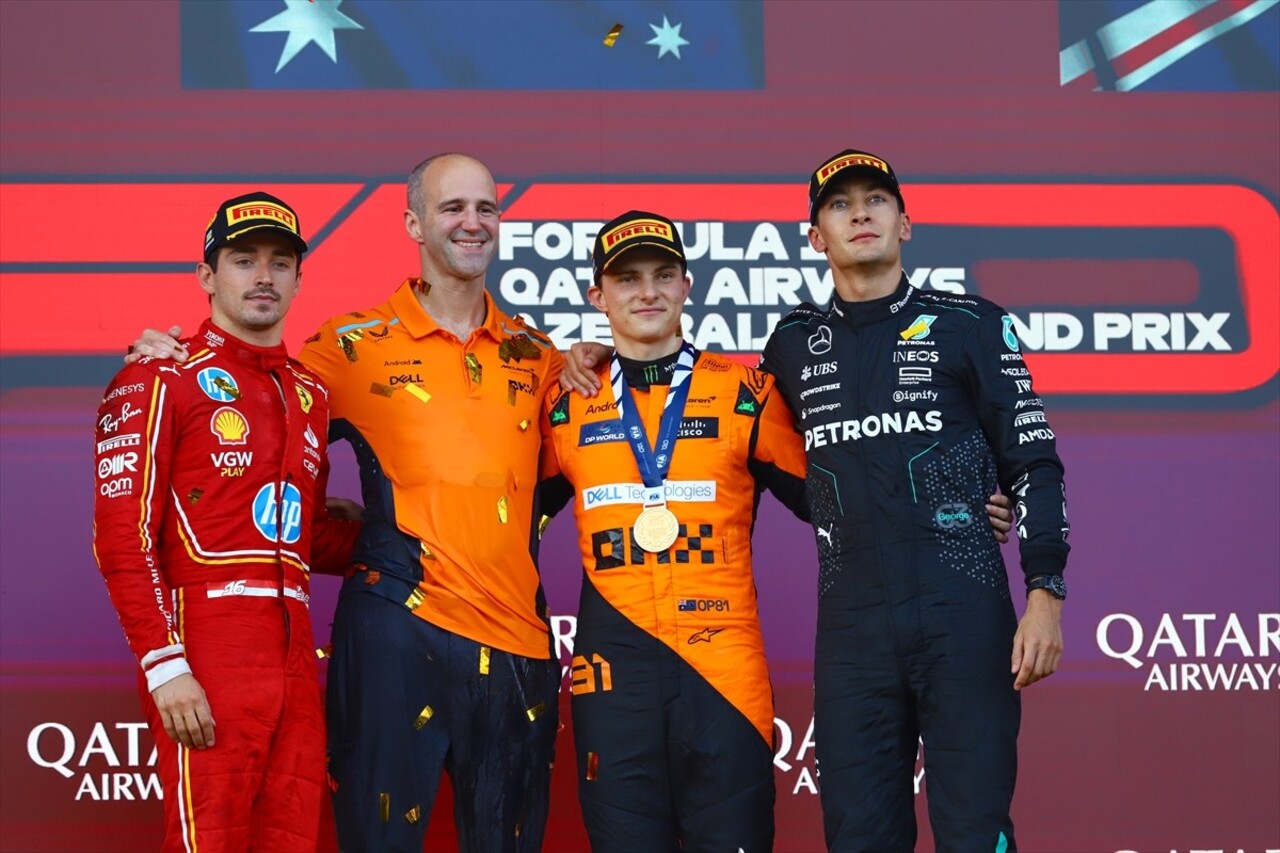 Formula 1 Dünya Şampiyonası'nda sezonun 17. yarışı Azerbaycan Grand Prix'sini McLaren'in...