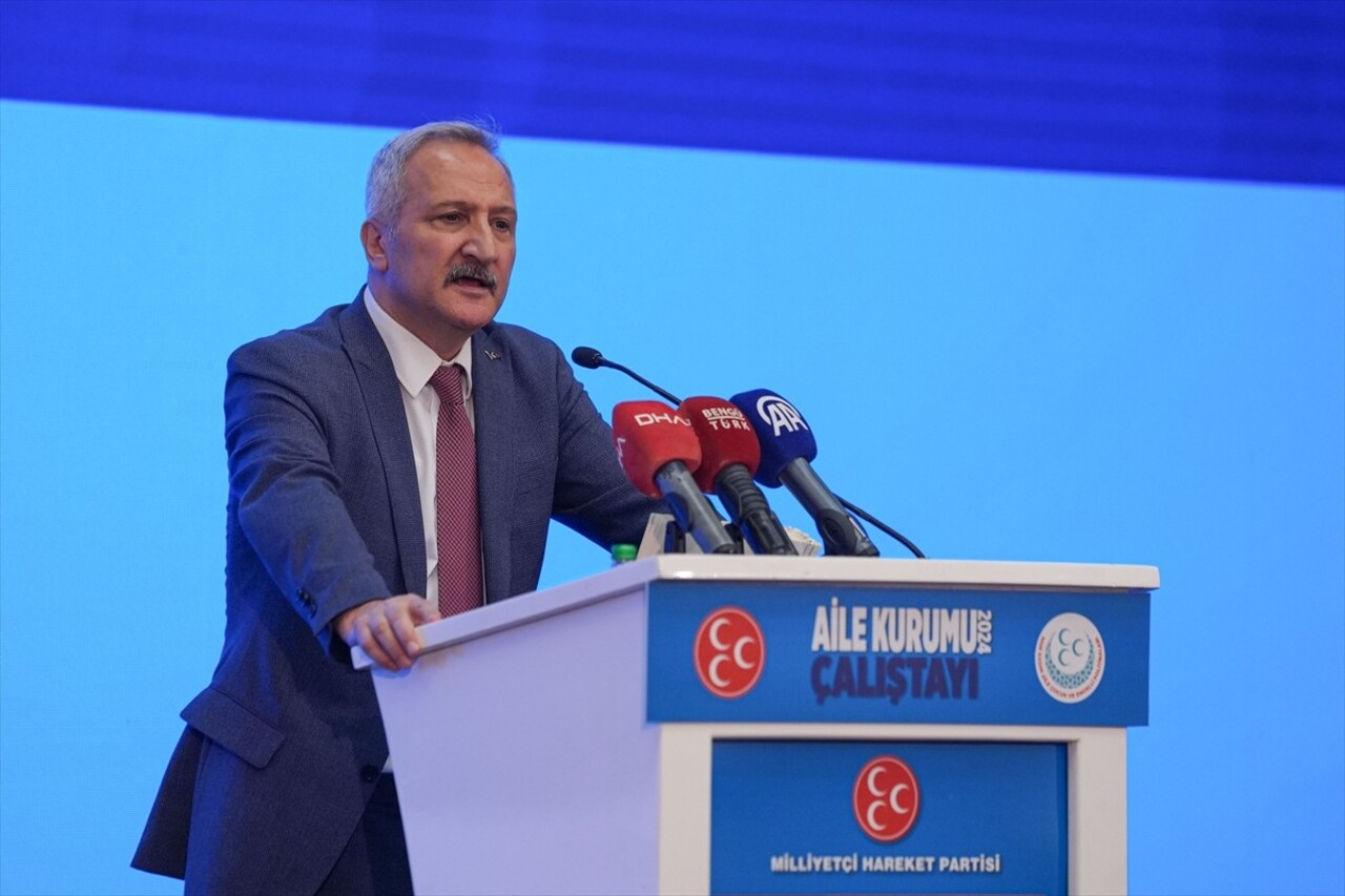 MHP tarafından, "aile kurumunun muhafaza edilmesi, güçlendirilmesi ve geleceğe hazırlanması"...