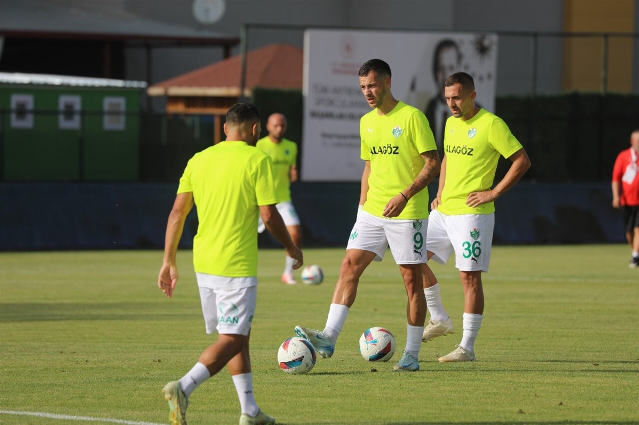 Trendyol 1. Lig'in yeni ekiplerinden Alagöz Holding Iğdır Futbol Kulübü, 2024-2025 sezonu yaz...