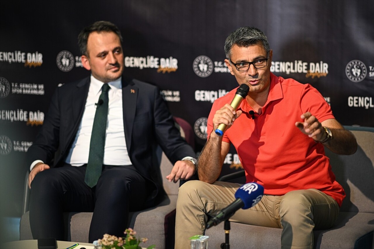 Paris 2024 Olimpiyat Oyunları'nda Türkiye'ye 10 metre havalı tabanca karışık takım kategorisinde...