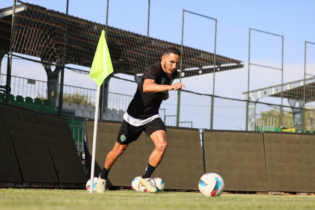 Yaz transfer döneminde yaptığı 20 transferle adından söz ettiren, tesis, stat ve altyapı...