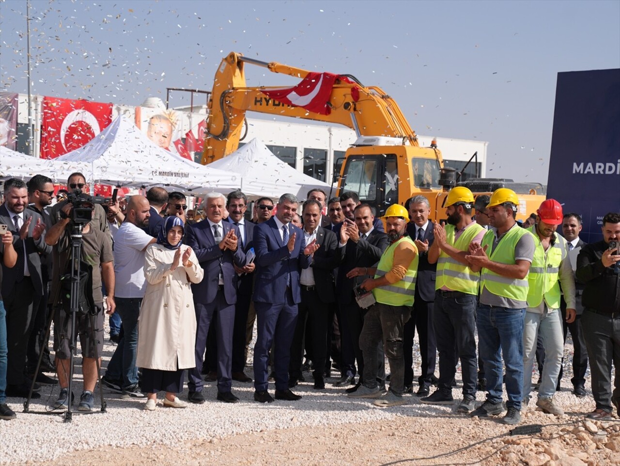 Sanayi ve Teknoloji Bakanı Mehmet Fatih Kacır, Mardin'in Yeşilli ilçesindeki 2. Organize Sanayi...