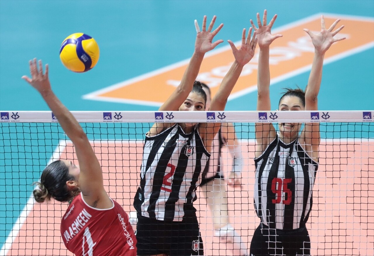 Kadınlar Kupa Voley 3. Grup mücadelesinde Keçiören Belediyesi Sigorta Shop ile Beşiktaş Cengiz...