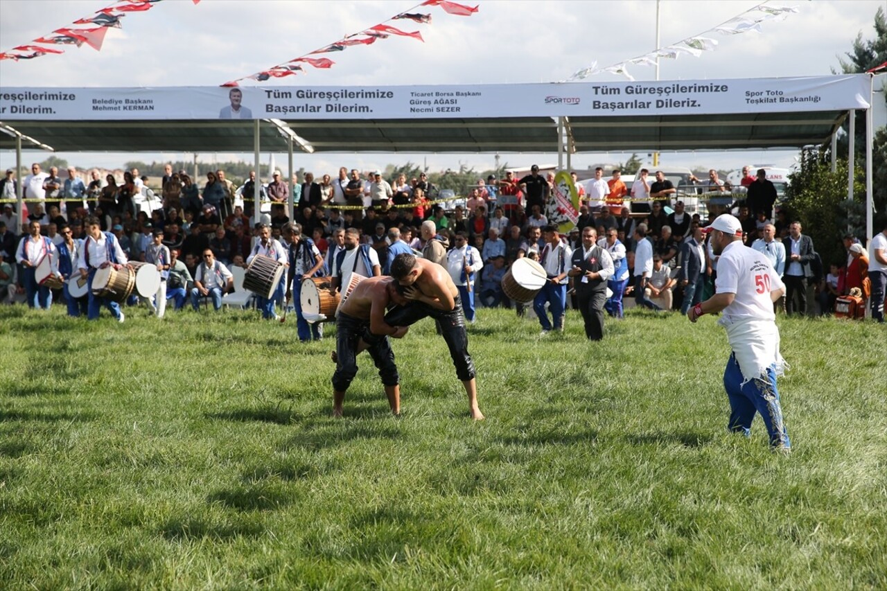 Edirne'de 23. İpsala Çeltik Festivali ve Tarım Fuarı etkinlikleri kapsamında, Tarihi Kırkpınar...