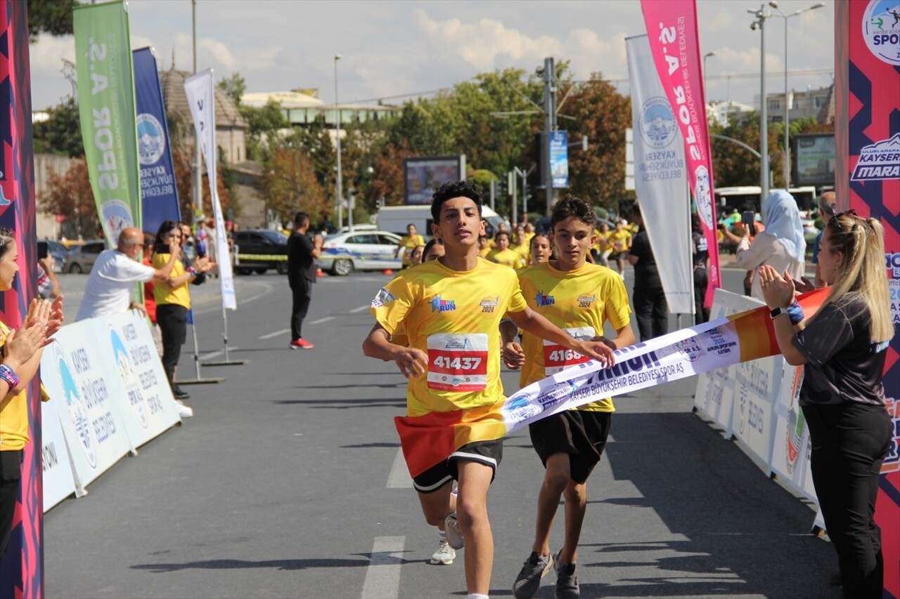 Kayseri Büyükşehir Belediyesi Spor AŞ tarafından yarın başlayacak Uluslararası Kayseri Yarı...