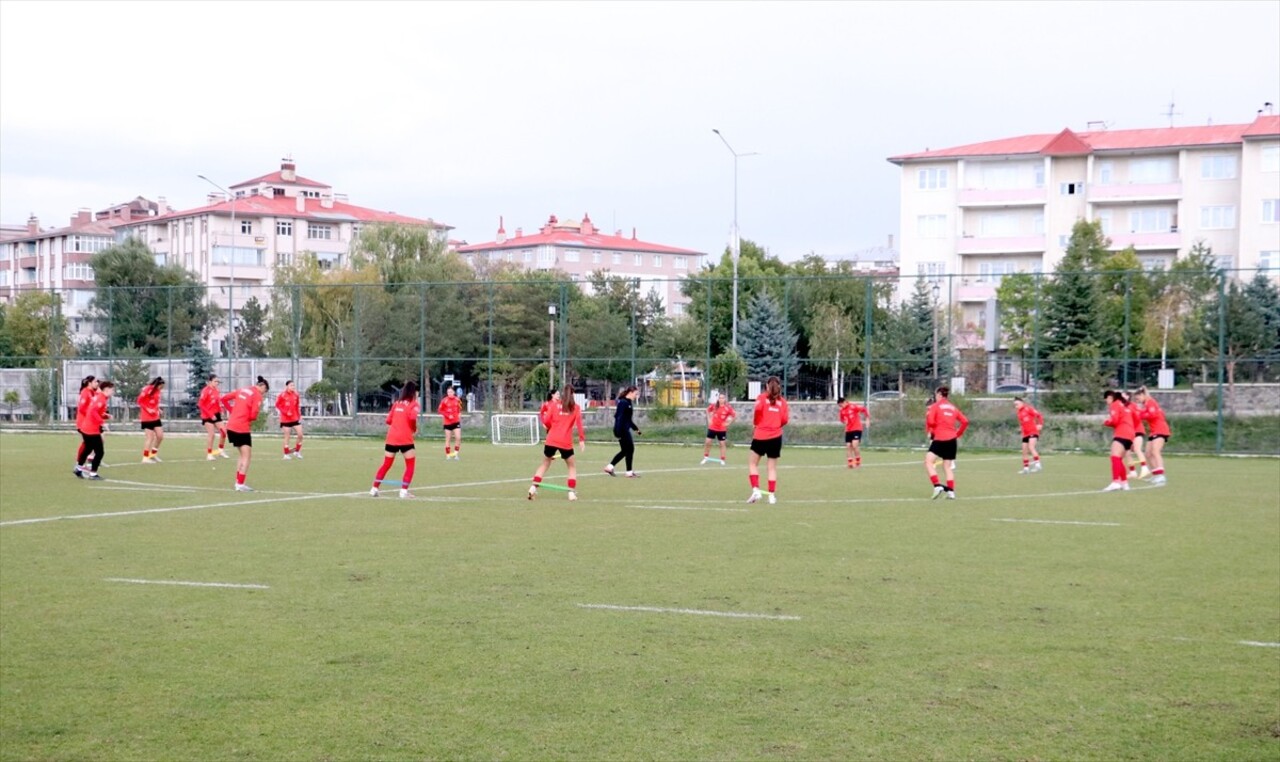 19 Yaş Altı Kadın Milli Futbol Takımı, Polonya'da düzenlenecek Avrupa Şampiyonası A Ligi 1. tur...