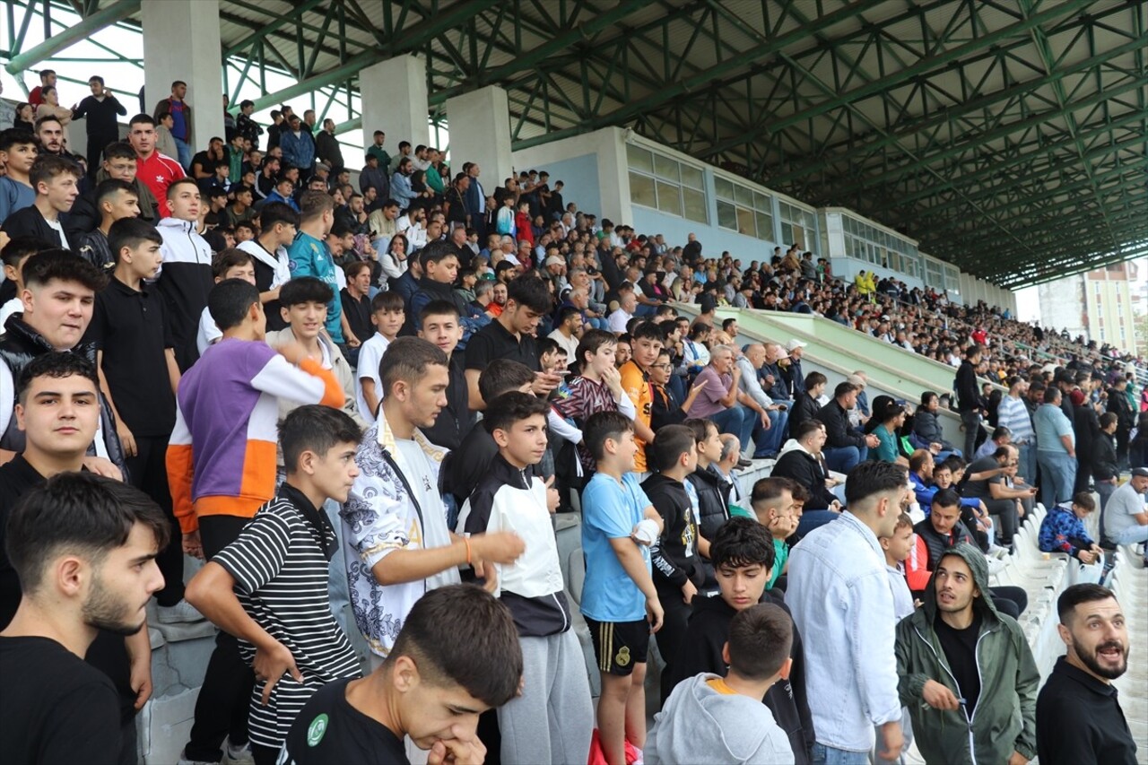 Turkcell Kadın Futbol Süper Ligi'nin üçüncü haftasında Ünye Kadın Spor Kulübü ile Fenerbahçe...