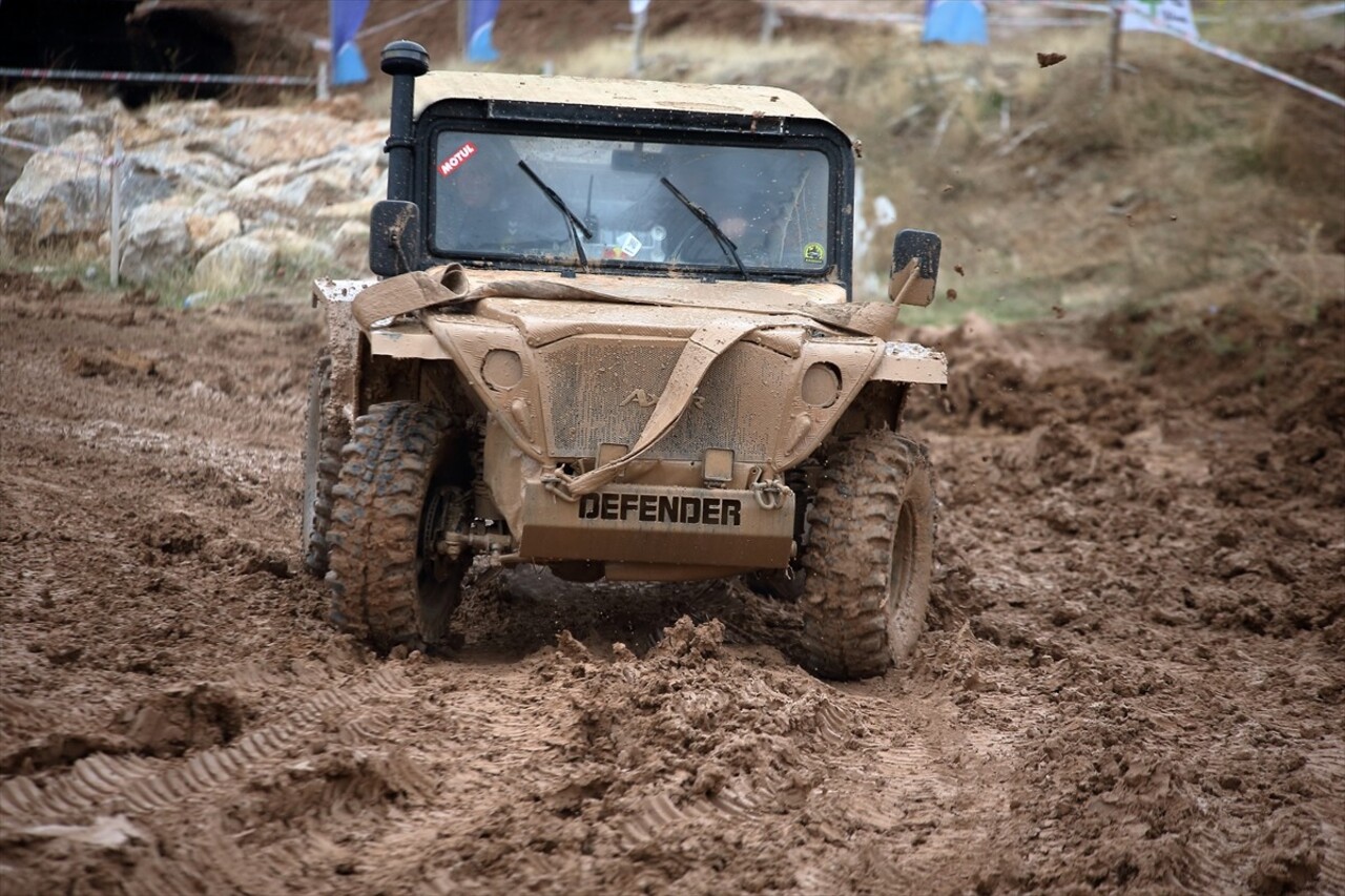 Çorum'da 2. Geleneksel Offroad Oyunları yapıldı. Çorum Belediyesi ve Çorum Offroad Tim Arama ve...