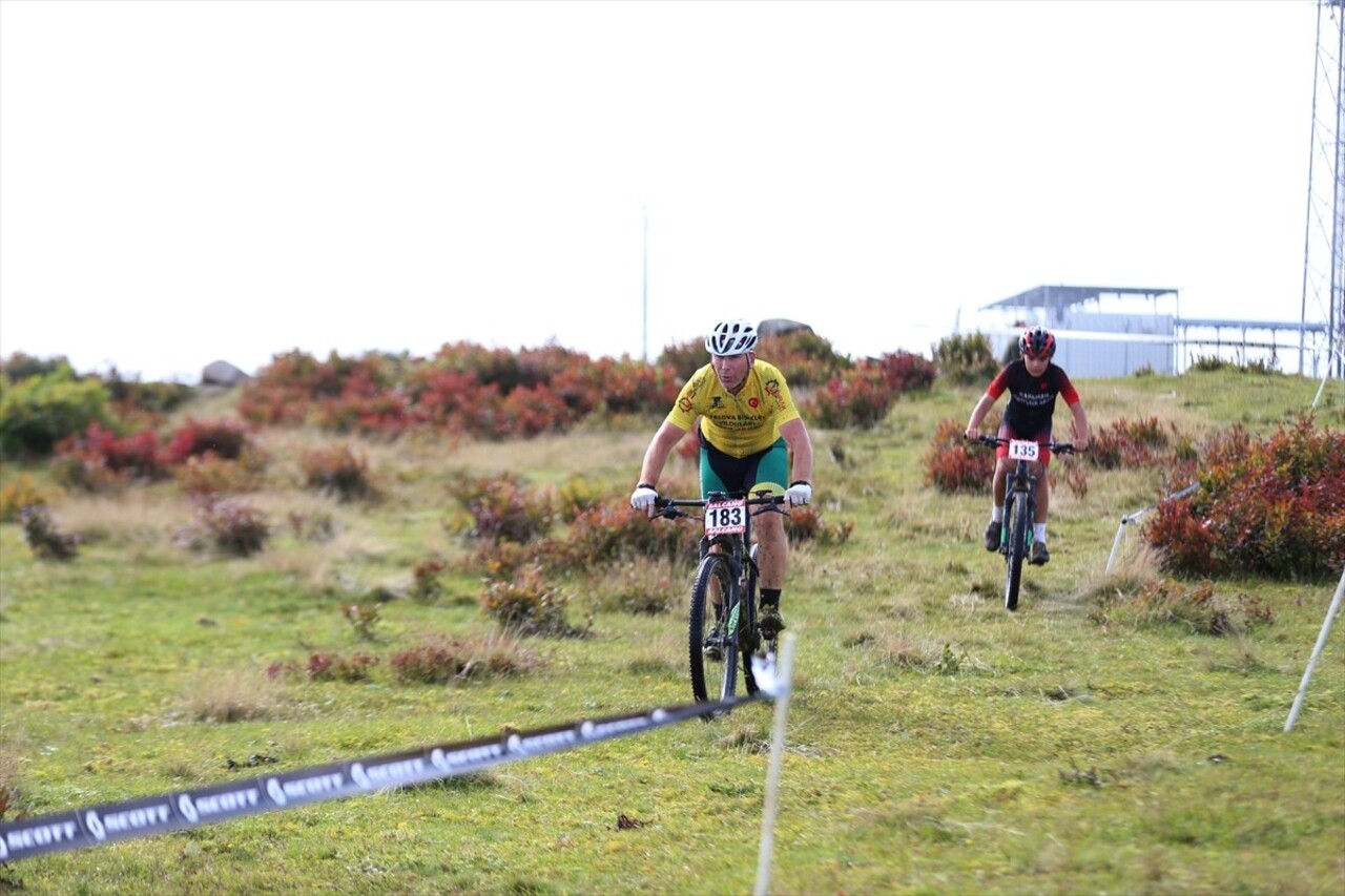 Rize'nin Güneysu ilçesinde Uluslararası Rize MTB Cup Dağ Bisikleti Yarışları düzenlendi.