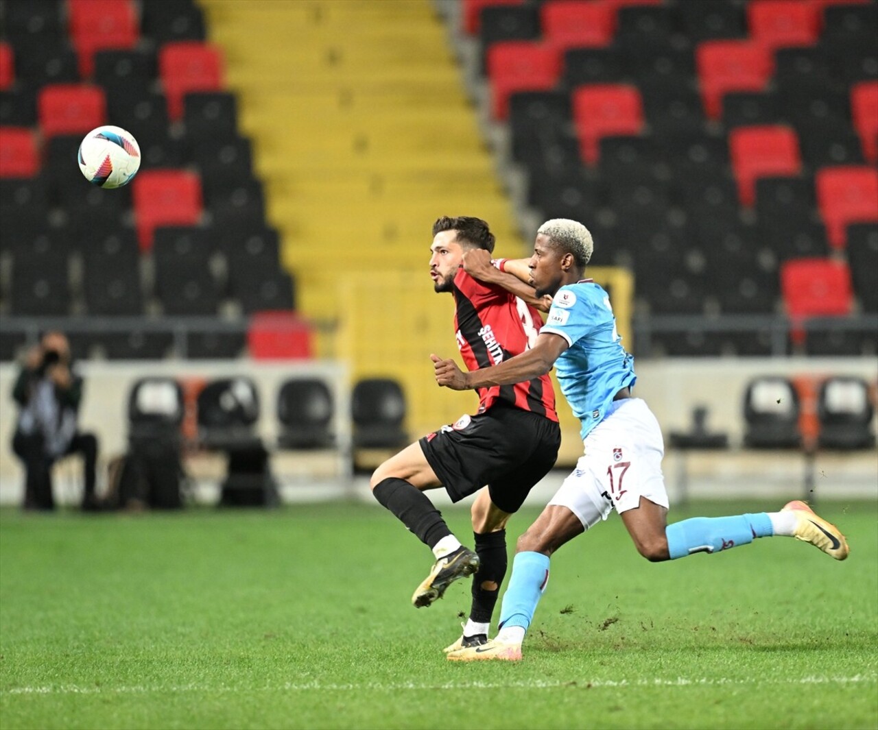 Trendyol Süper Lig'in 6. haftası Gaziantep FK ile Trabzonspor Gaziantep Büyükşehir Stadında...